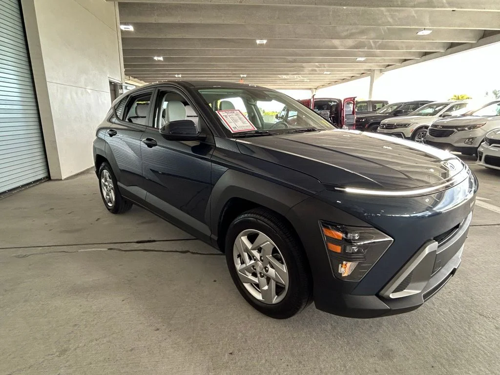 Used 2024 Denim Blue Pearl Hyundai SE image 7