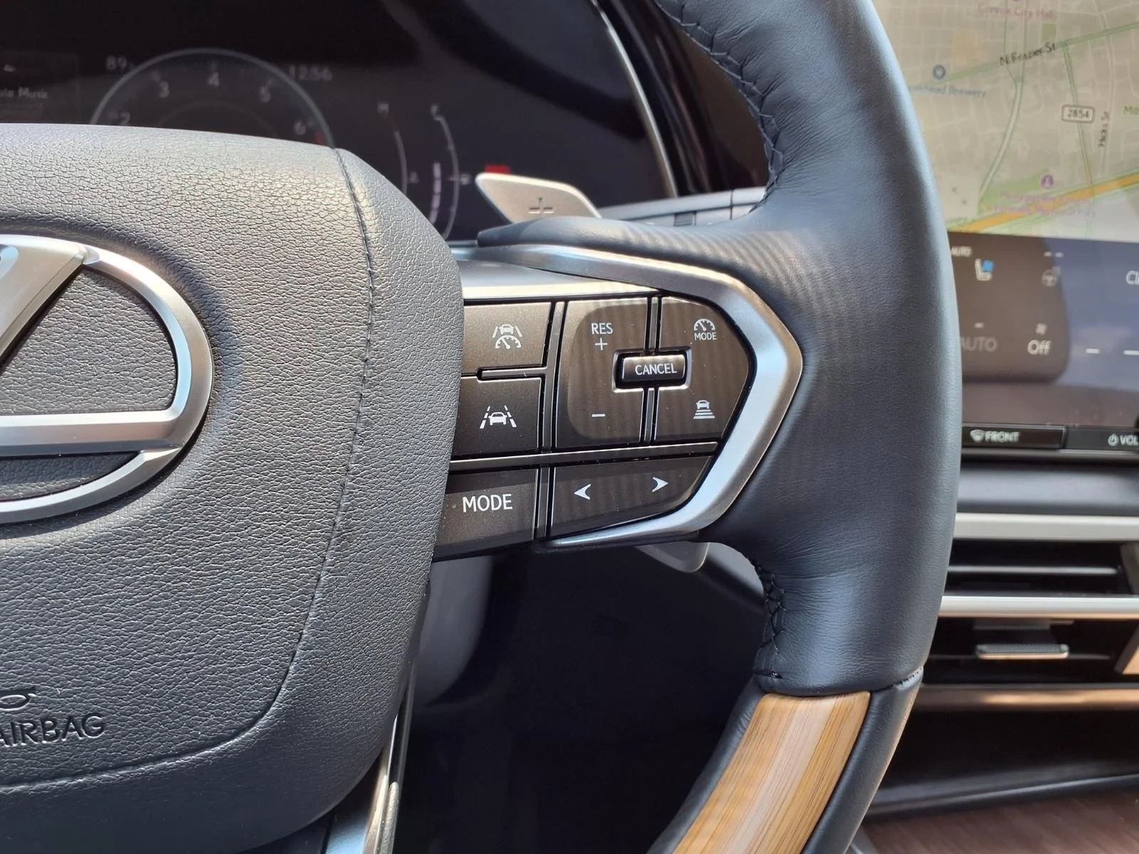 Used 2024 White Lexus 350 Premium image 22