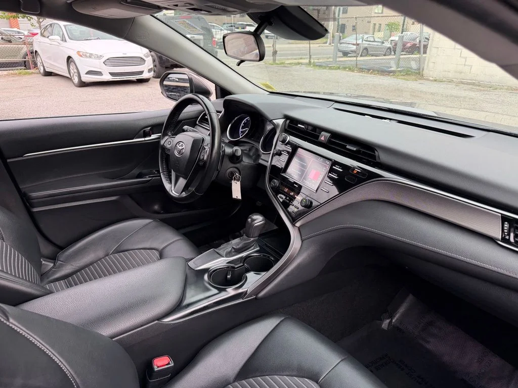 Used 2020 Gray Toyota SE image 7