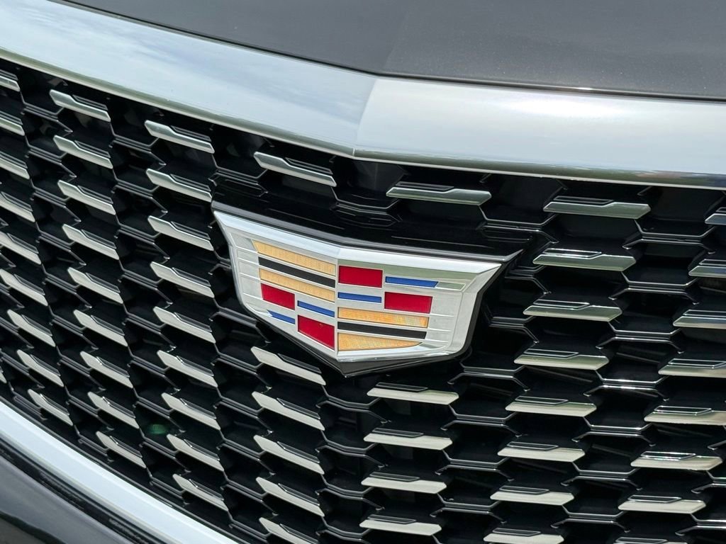 Used 2025 Stellar Black Metallic Cadillac Premium Luxury image 8
