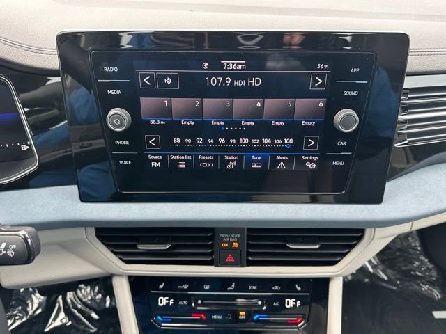 2025 Volkswagen Jetta SE - Photo 31