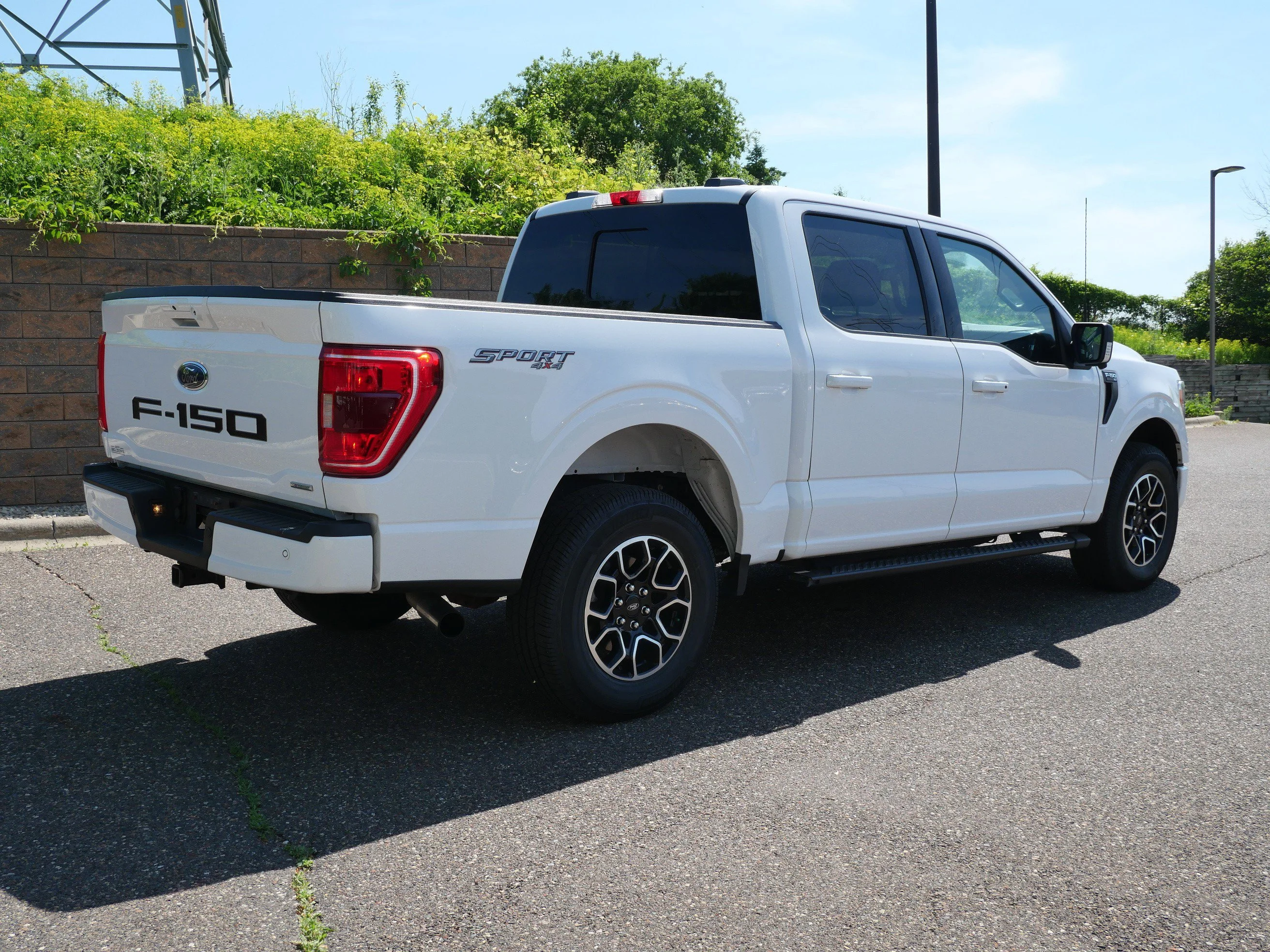 Certified Used 2024 Oxford White Clearcoat Ford XLT image 64