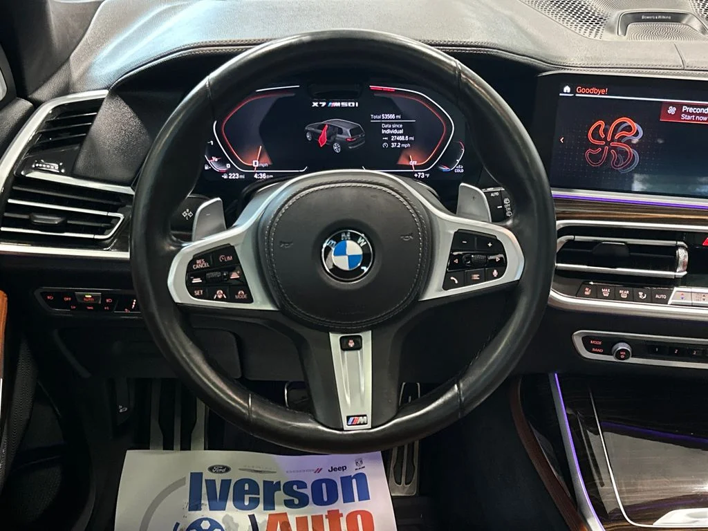 Used 2021 Red BMW M50i image 29