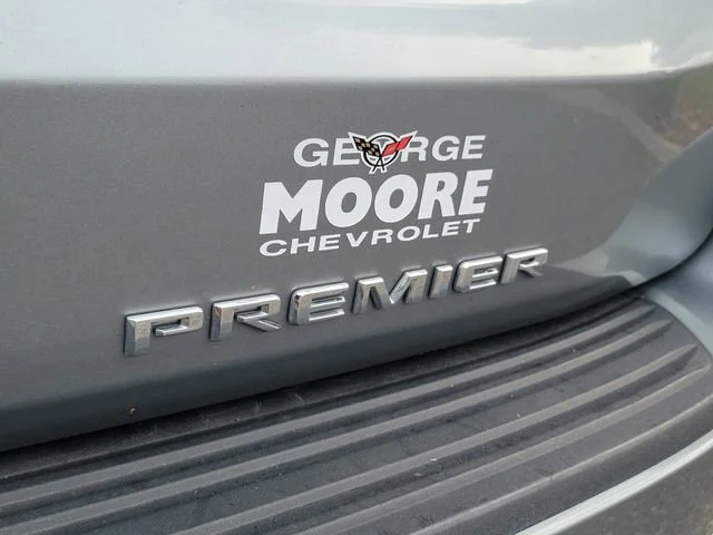 2025 Chevrolet Suburban Premier - Photo 9