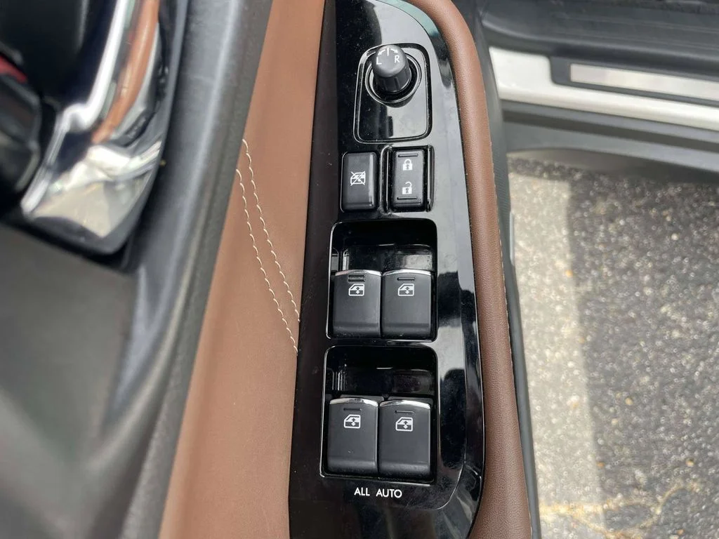 Used 2019 White Subaru 3.6R image 16