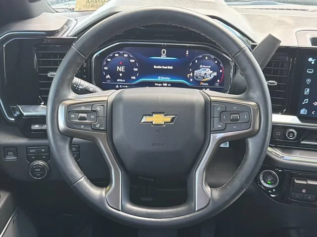 Used 2024 Black Chevrolet High Country image 23