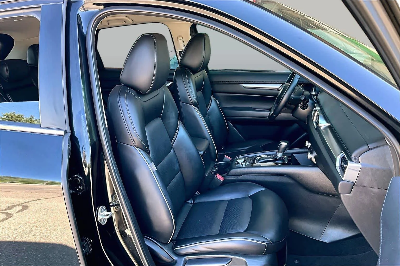 Used 2025 Jet Black Mica Mazda 2.5 S Select Package image 8