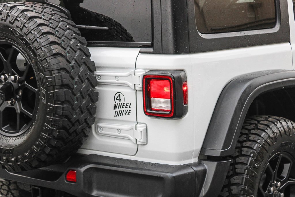 2025 Jeep Wrangler 4-Door Willys - Photo 9