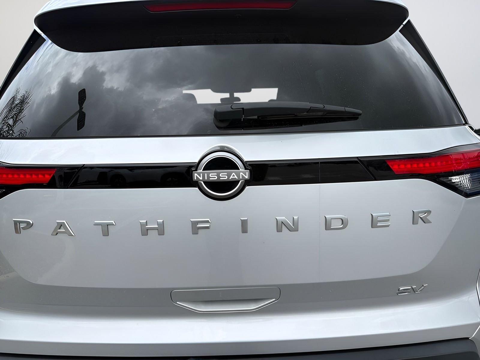 Used 2024 Silver Nissan SV image 42