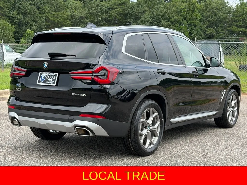Used 2023 Black BMW sDrive30i image 2