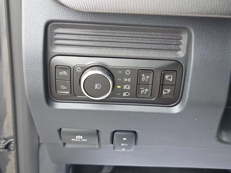New 2026 Carbonized Gray Metallic Ford F-350® Platinum® image 23