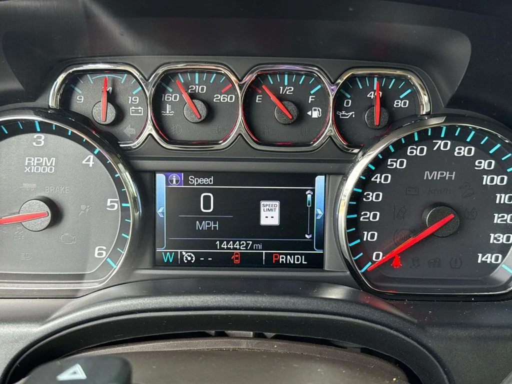 Used 2017 Gray GMC SLT image 42