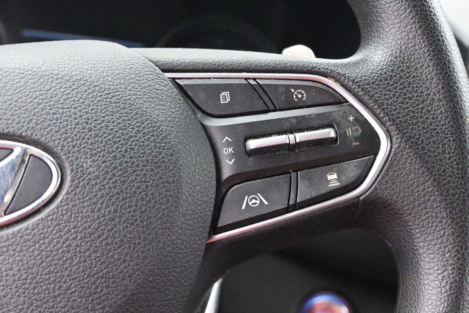 Used 2021 Shimmering Silver Hyundai SEL image 18