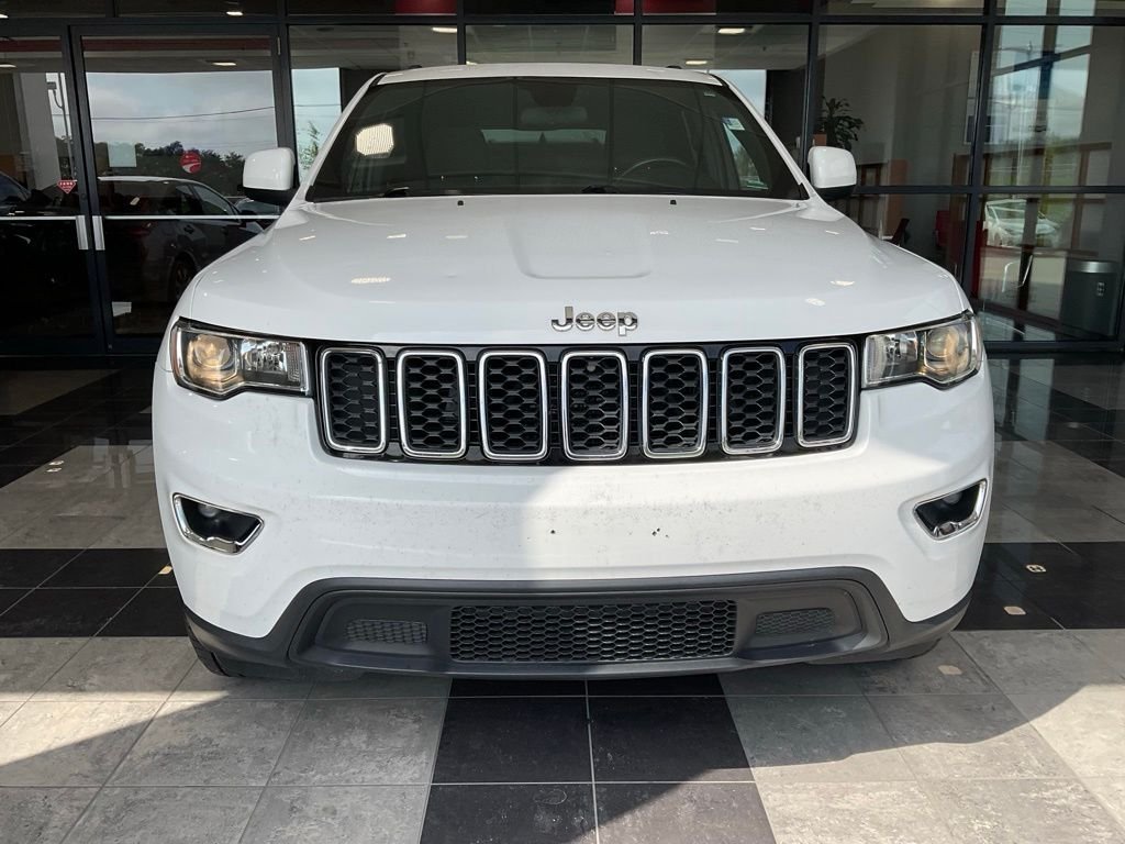 Used 2018 Jeep Grand Cherokee Laredo E with VIN 1C4RJFAG9JC458476 for sale in Kansas City
