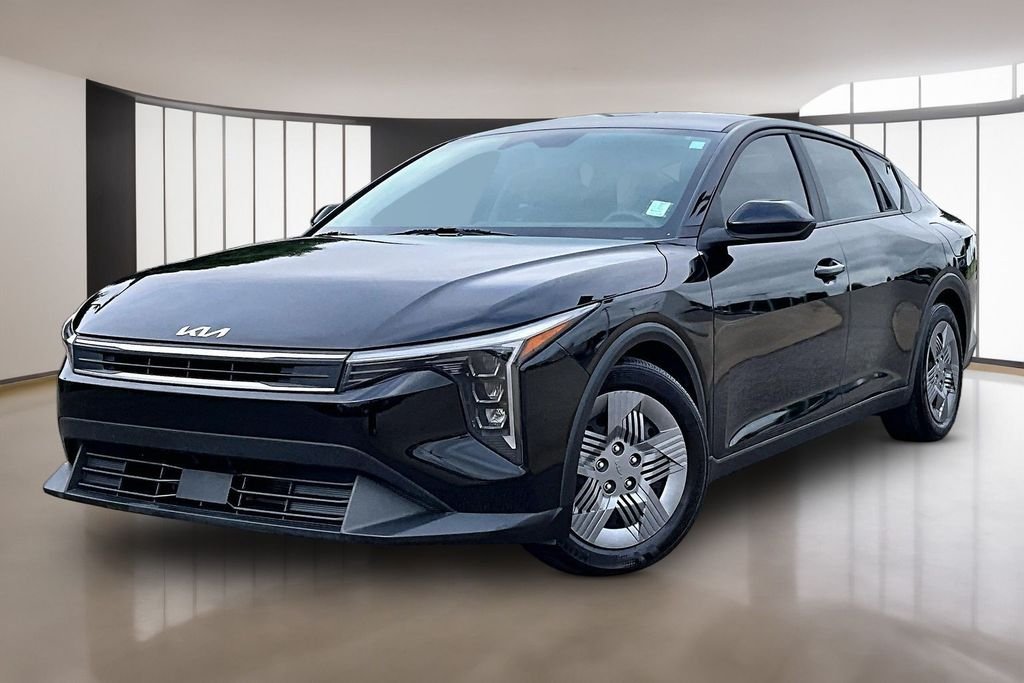 Used 2025 Black Kia LX image 1