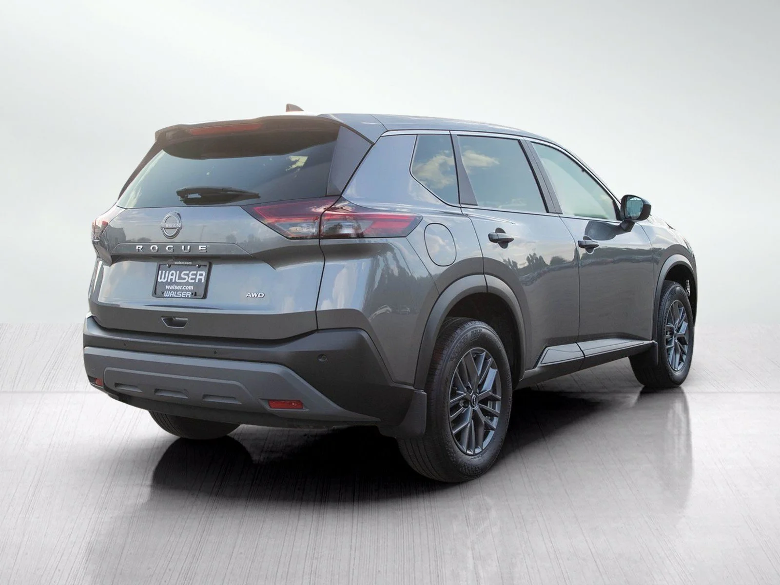 Used 2023 Gun Metallic Nissan S image 5