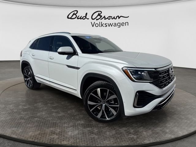 New 2026 Opal White Pearl Volkswagen 2.0T SEL Premium R-Line image 2