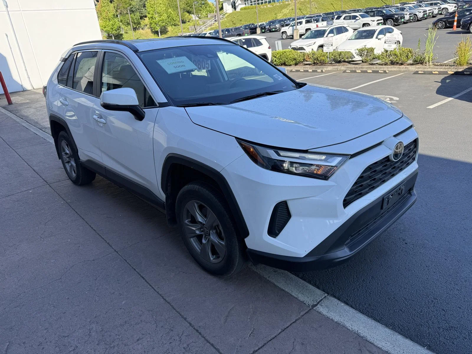 Used 2023 Ice Cap Toyota XLE image 9