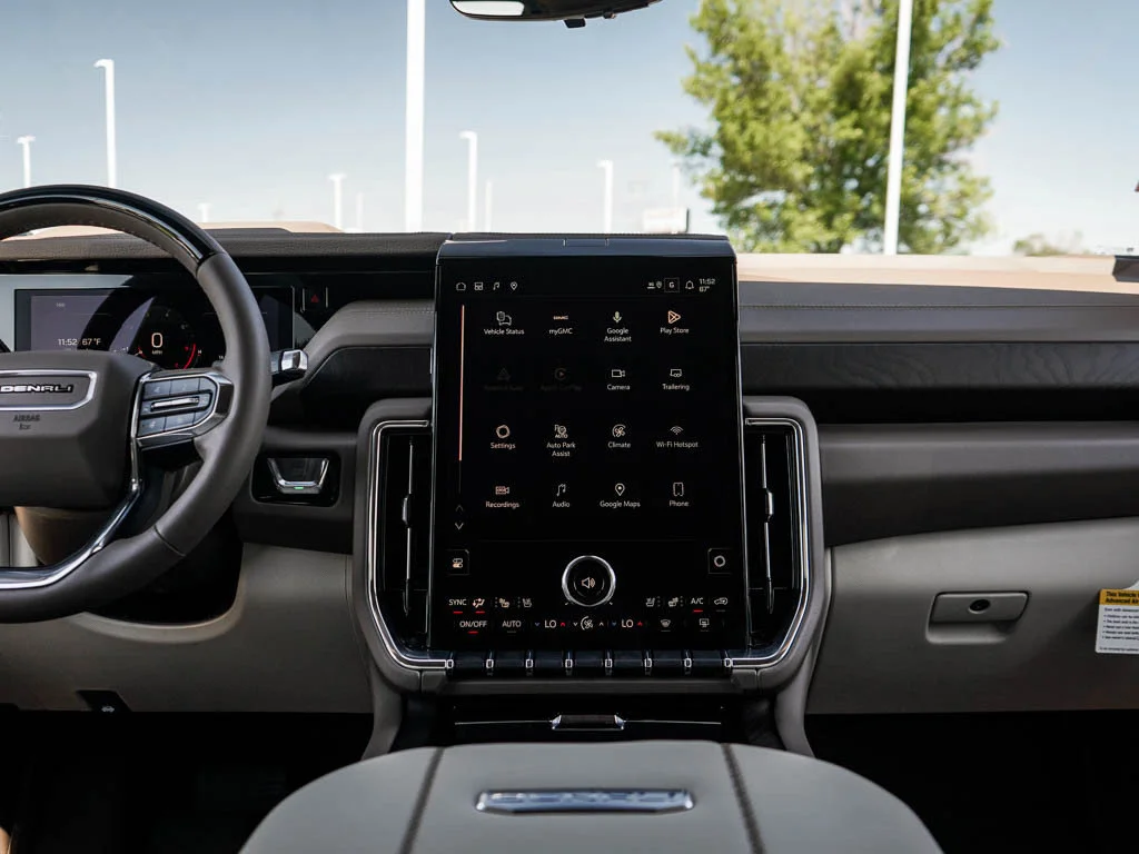 2026 GMC Yukon XL Denali - Photo 18
