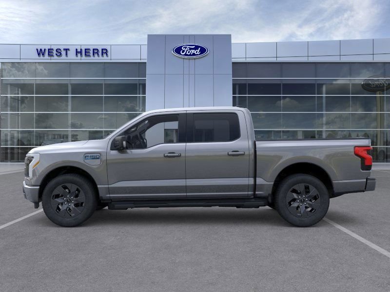 2025 Ford F-150 Lightning Flash - Photo 4
