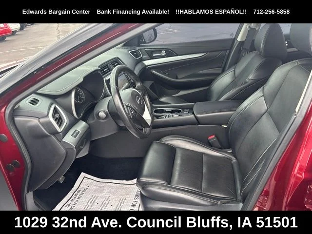 Used 2017 Red Nissan 3.5 SV image 13
