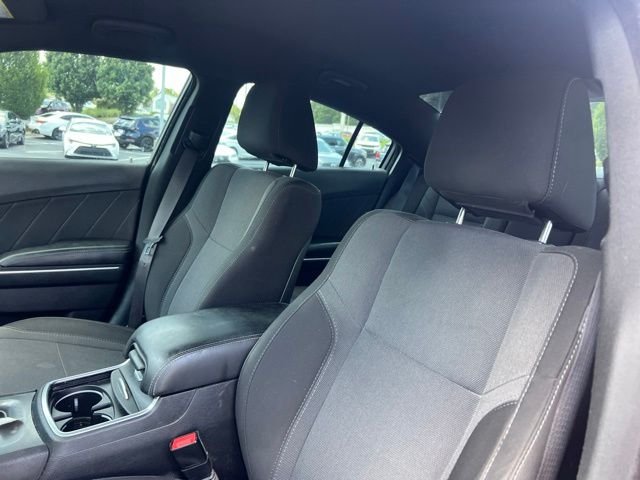 Used 2015 Torred Dodge SXT image 14