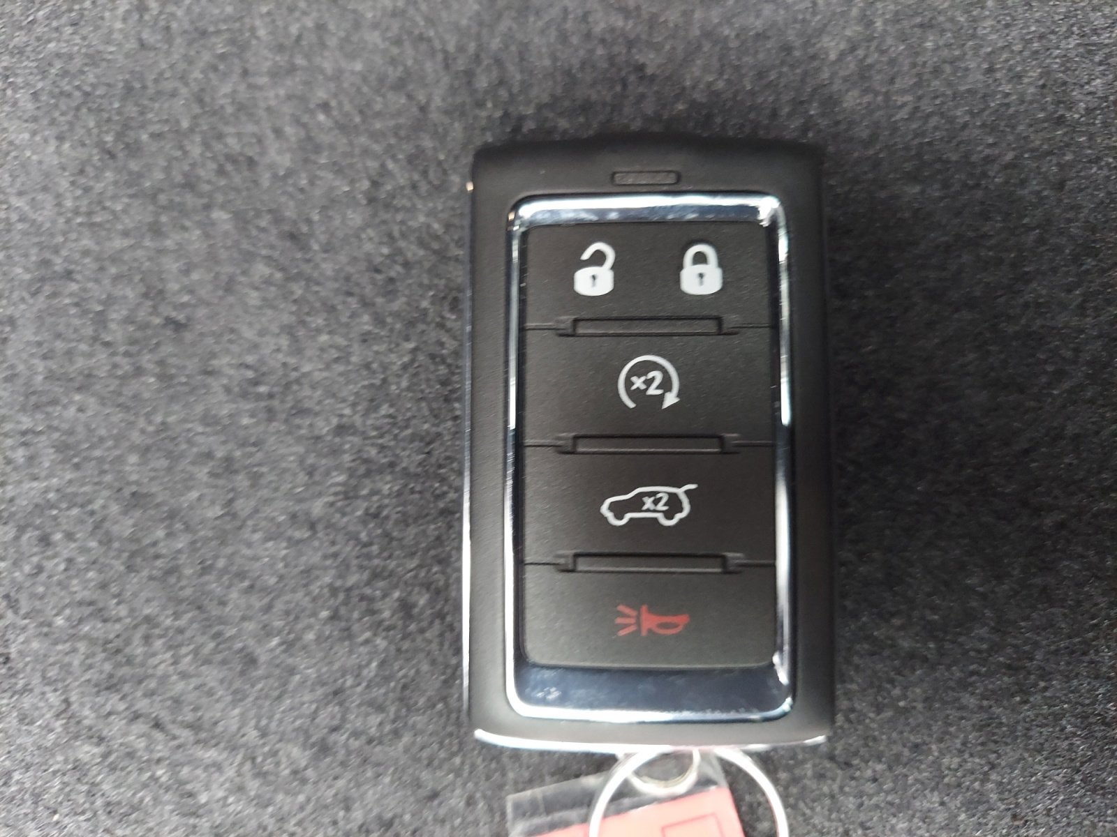 New 2026 Velvet Red Pearlcoat Jeep Limited Altitude image 32