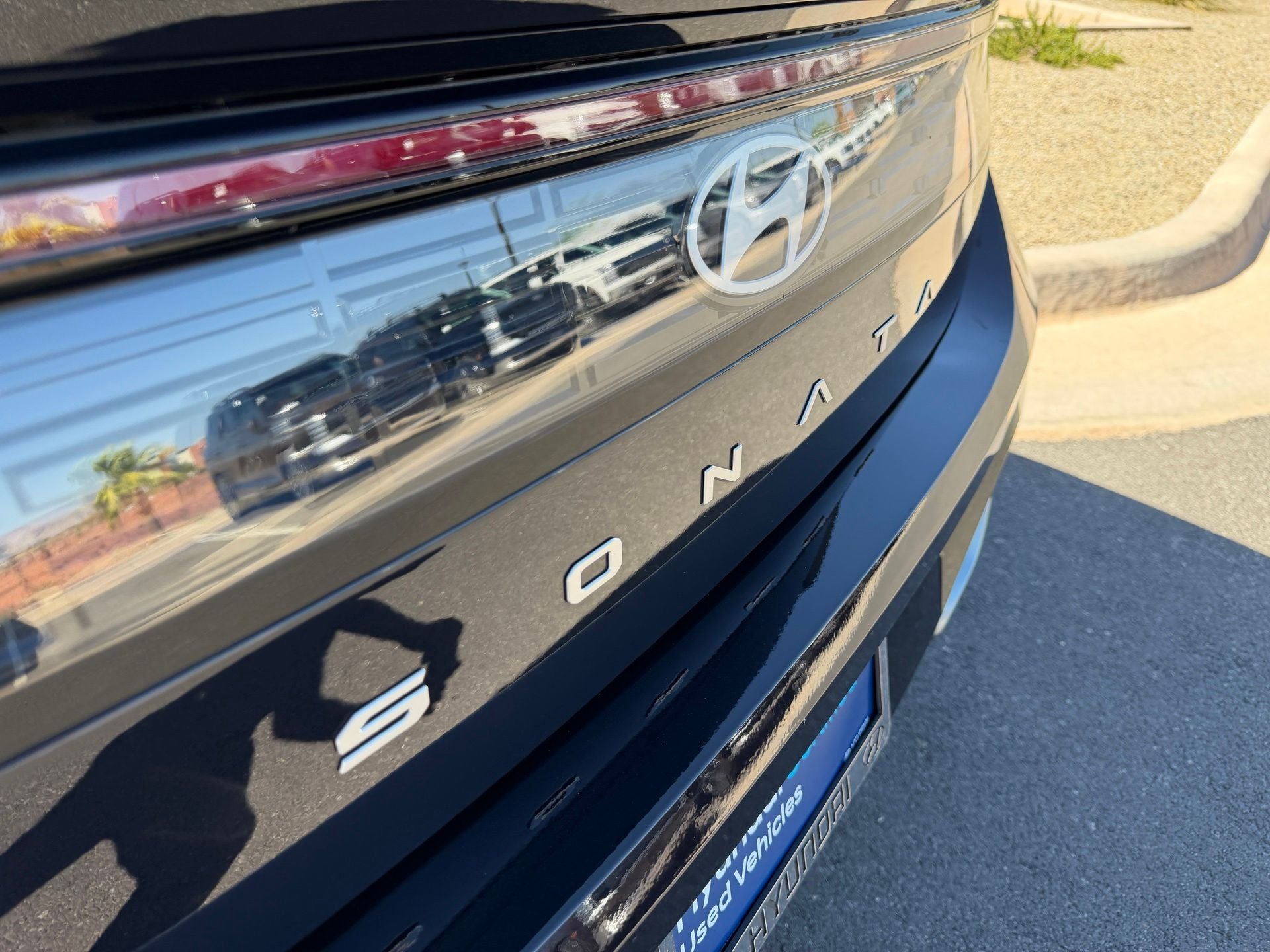 Certified Used 2025 Blue Hyundai SEL image 17