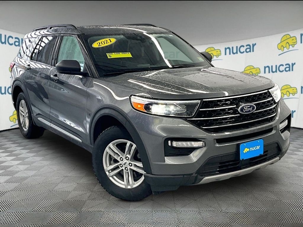 2021 Ford Explorer XLT 4WD's photo
