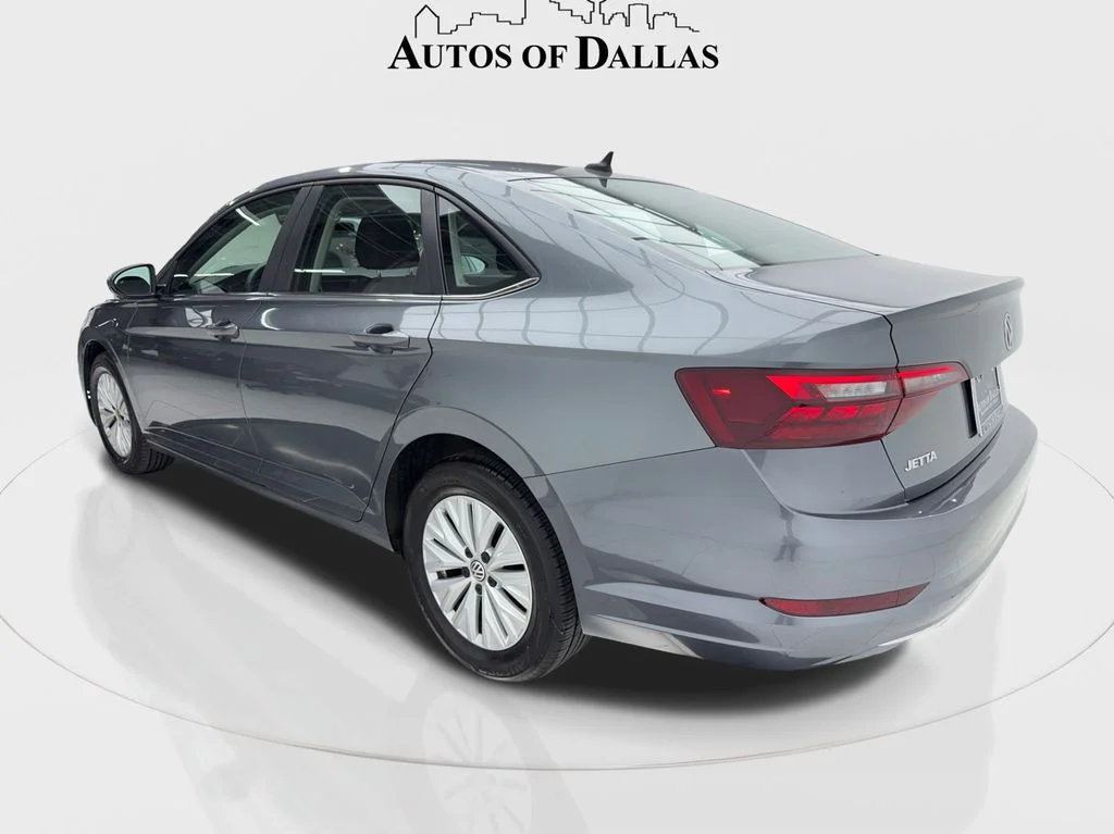 Used 2020 Gray Volkswagen 1.4T S image 10