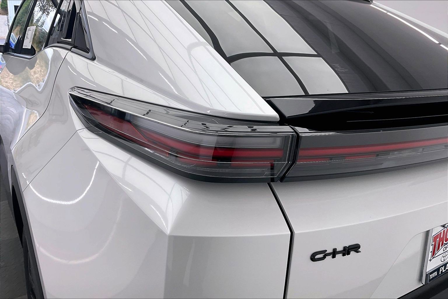 2026 Toyota C-HR SE - Photo 16