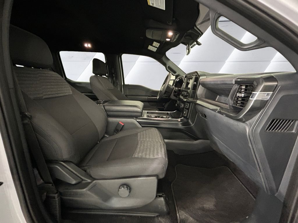 Used 2023 White Ford XL image 13