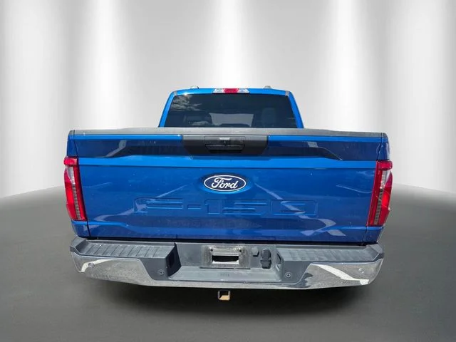 Certified Used 2025 Blue Metallic Ford XLT image 3