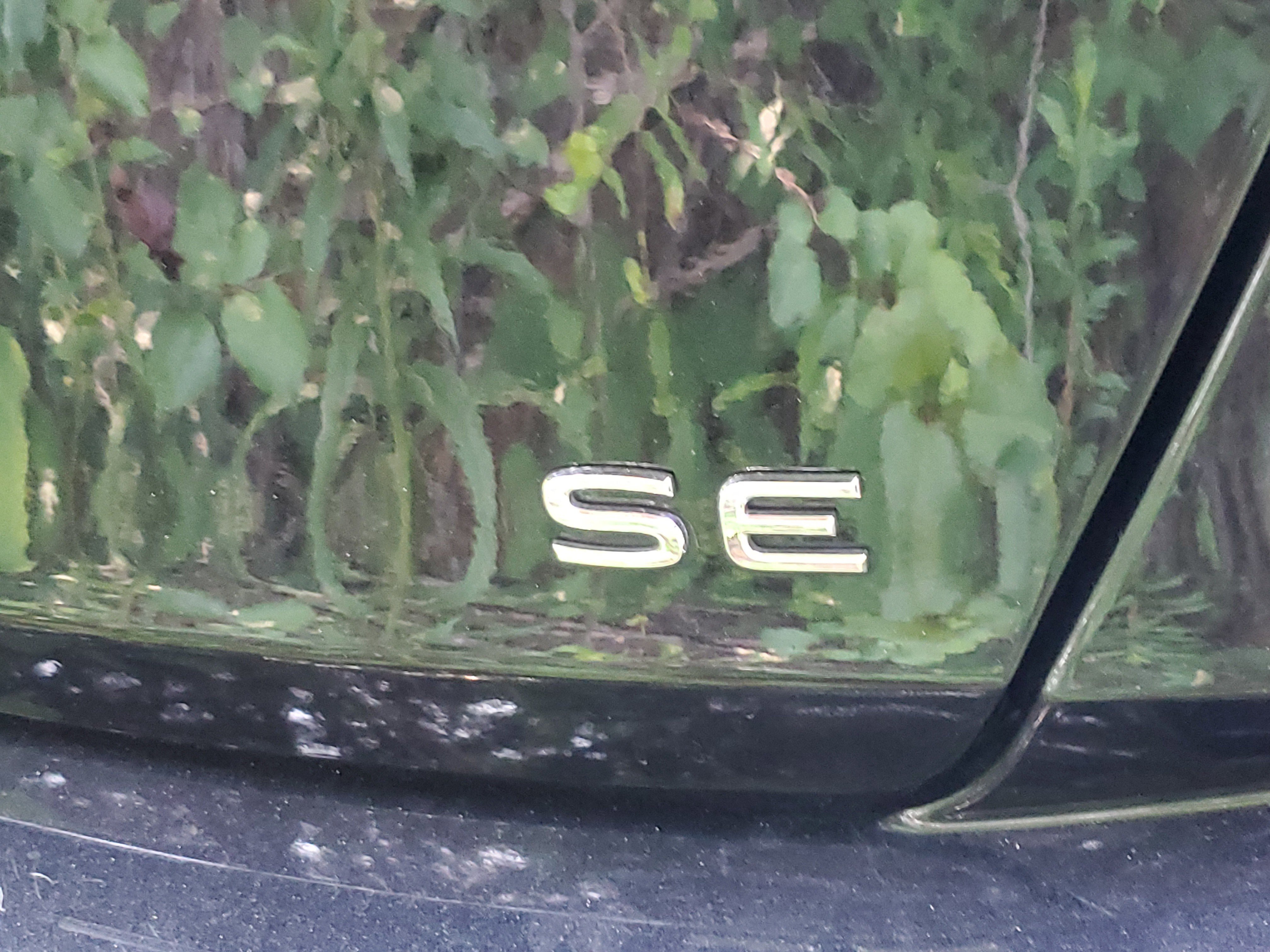 Used 2024  Volkswagen SE image 7