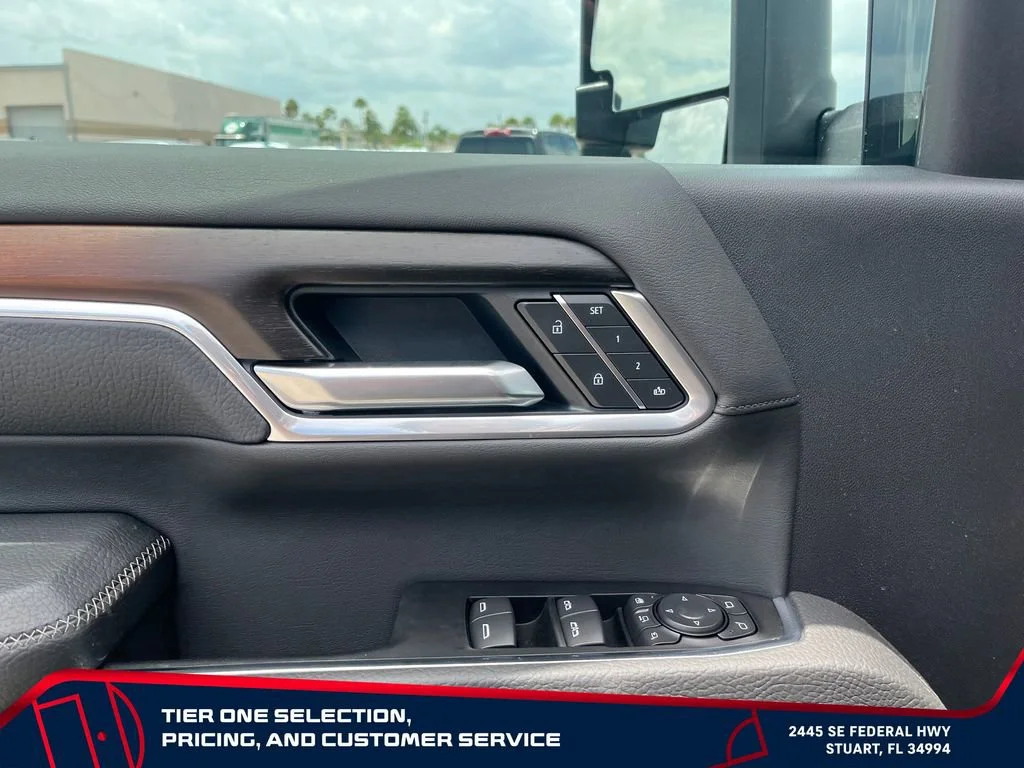 Used 2026 Onyx Black GMC Denali image 22