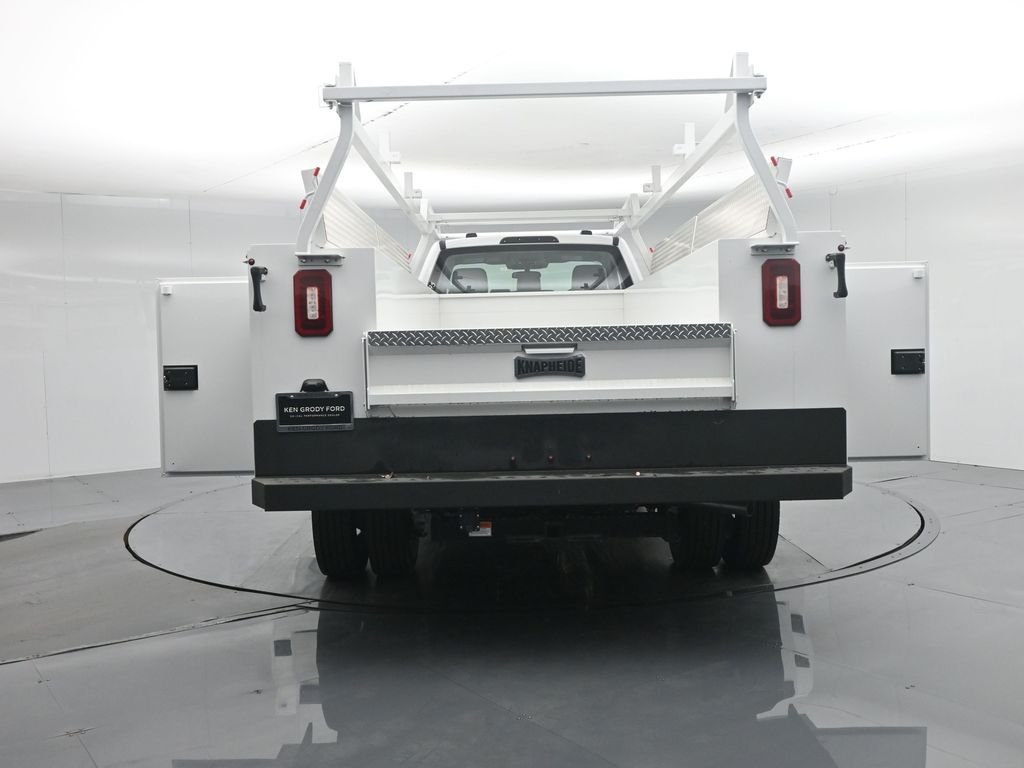 New 2025 Oxford White Ford XL image 38