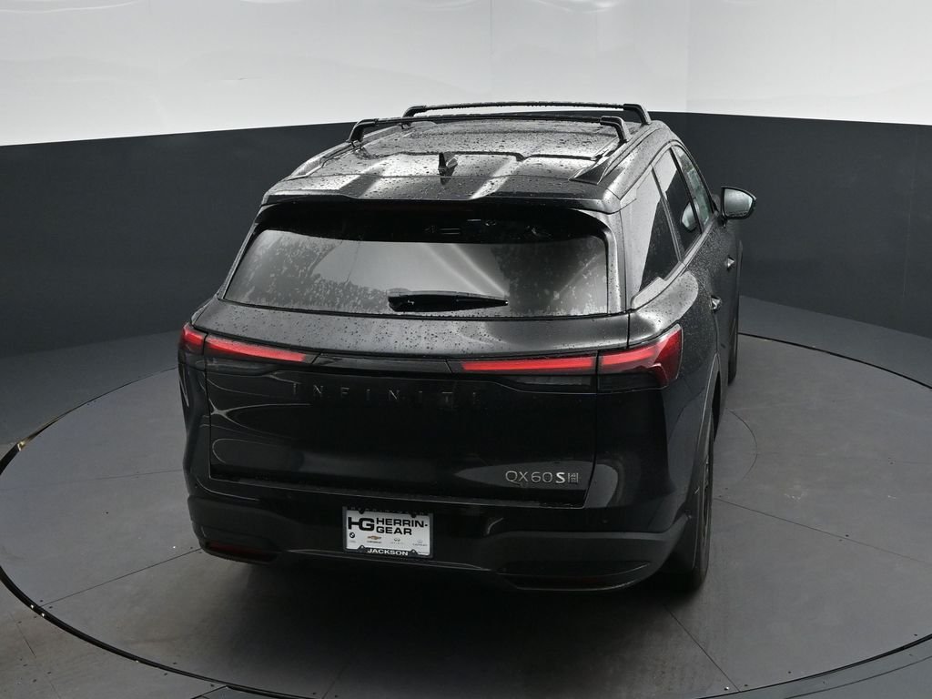 New 2027 Black INFINITI LUXE image 30