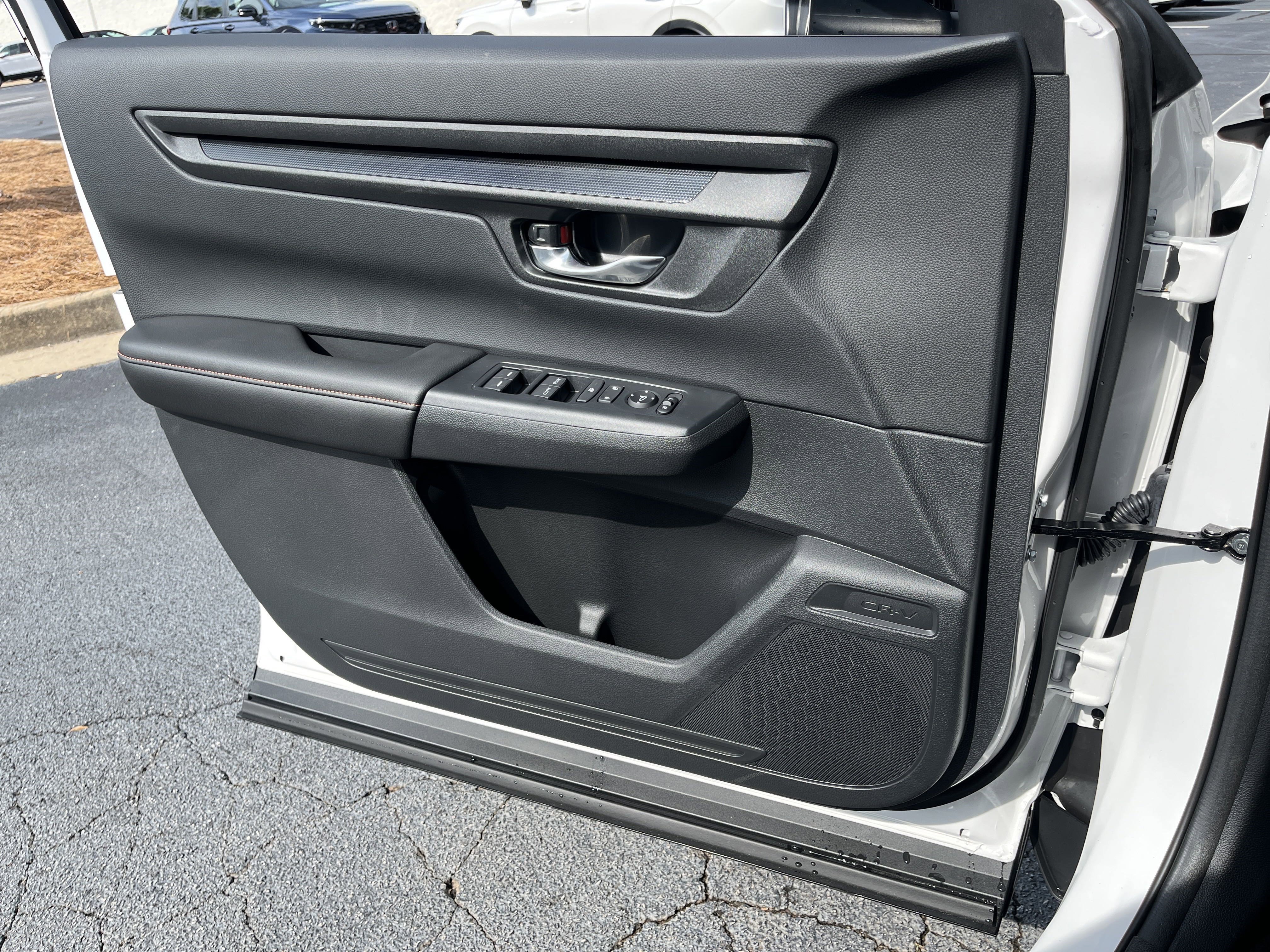 2025 Honda CR-V Sport - Photo 15