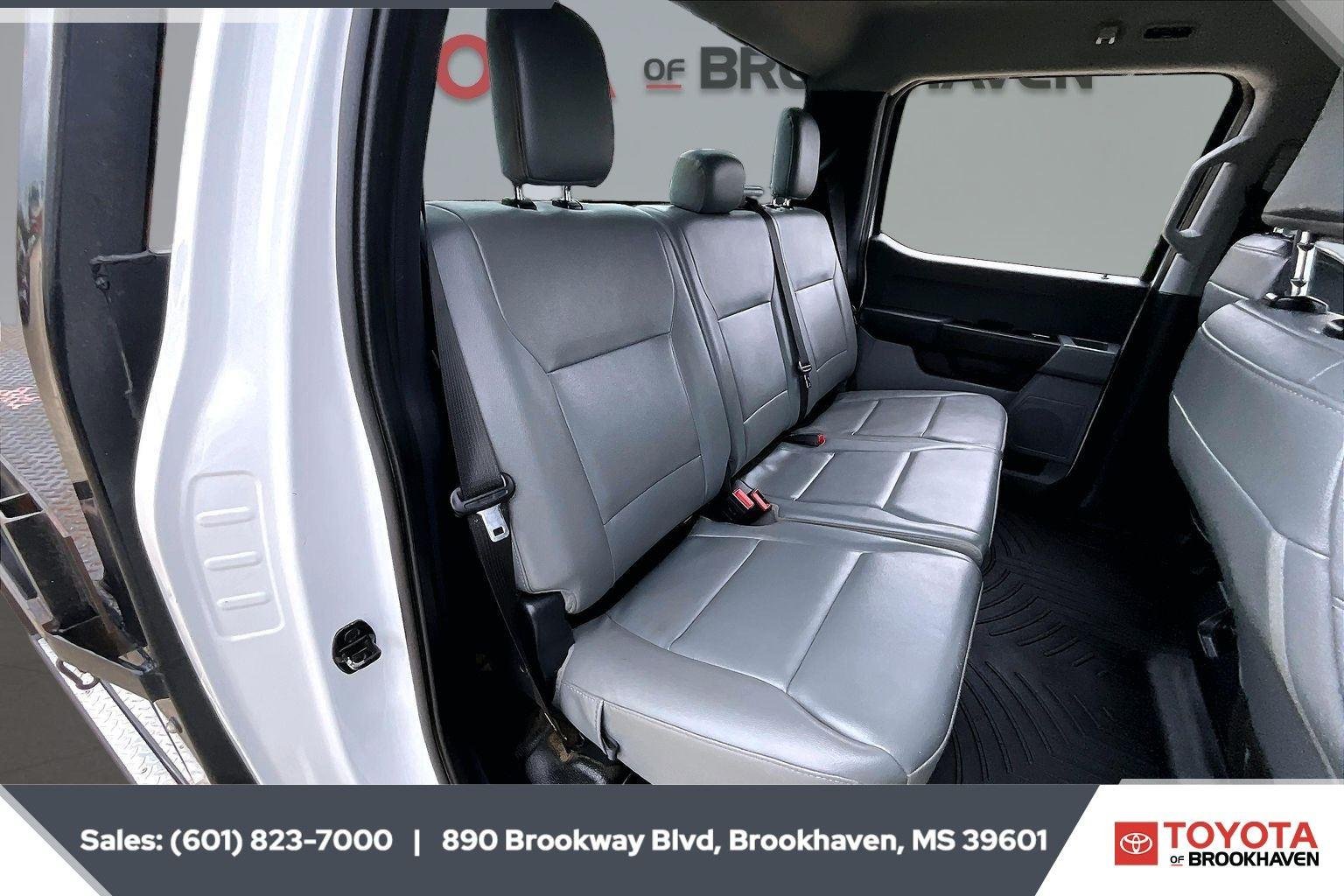 Used 2023 Oxford White Ford XL image 20