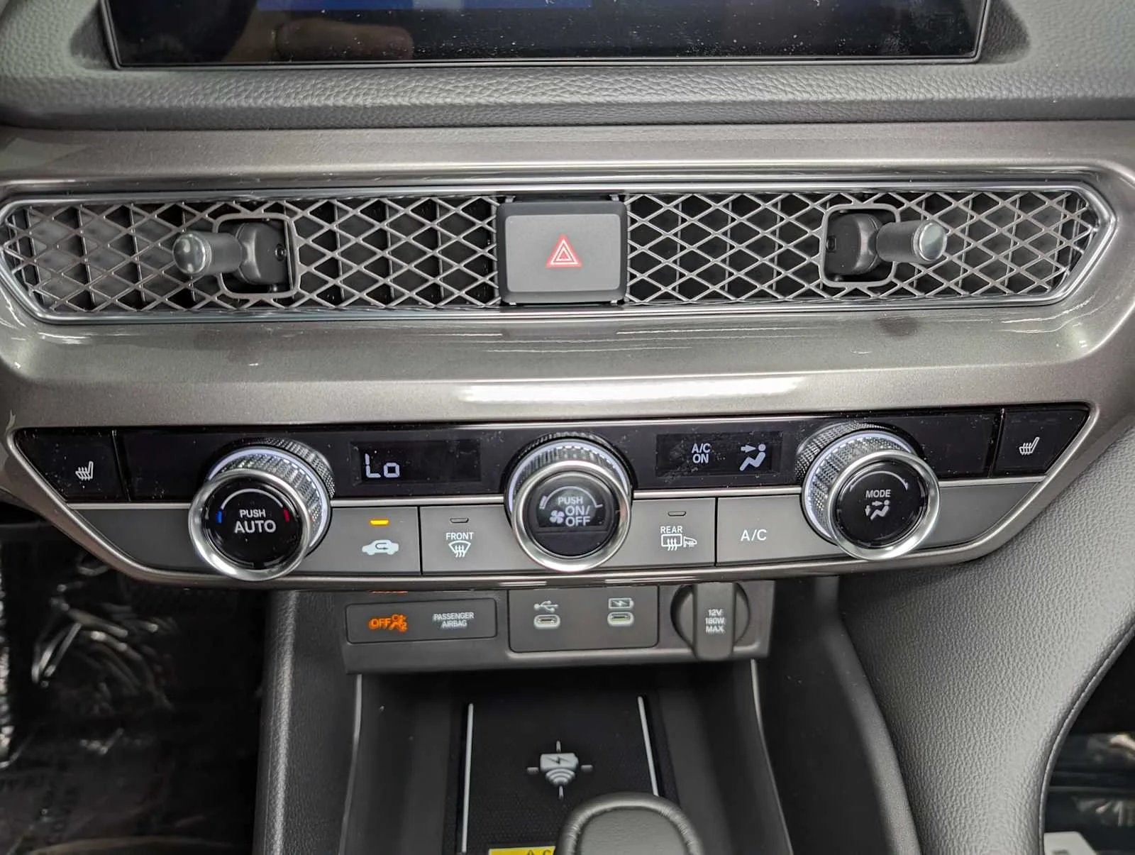 2026 Acura Integra Base - Photo 32