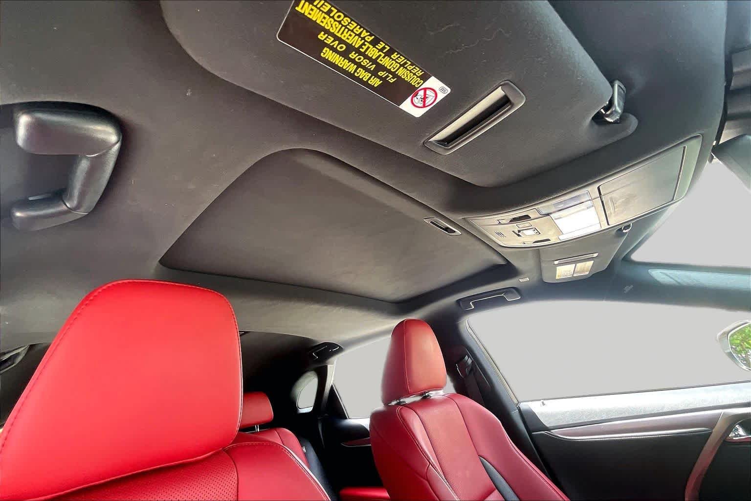 Used 2022 Ultra White Lexus F SPORT Handling image 26