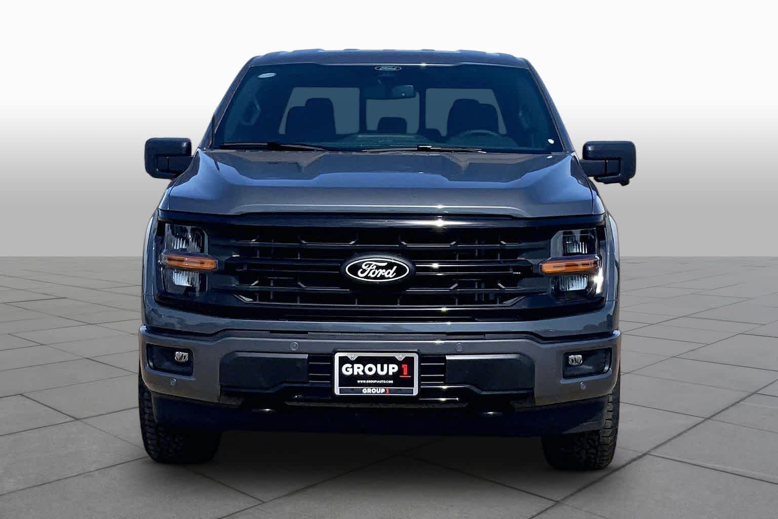 New 2026 Carbonized Gray Metallic Ford XLT image 3