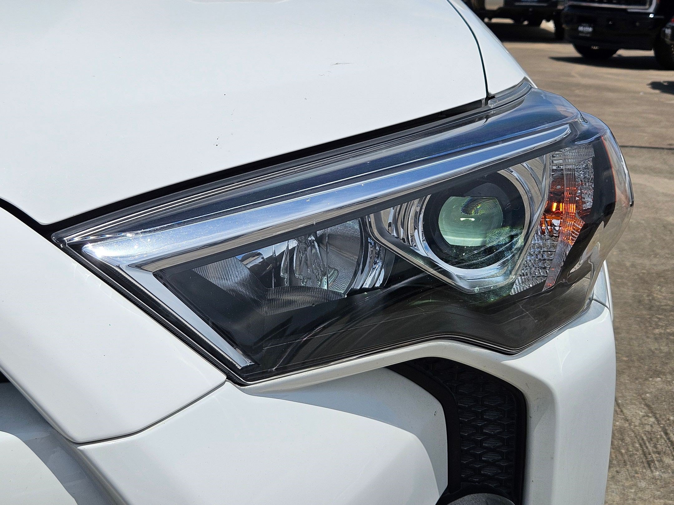 Used 2022 Blue Toyota SR5 Premium image 9