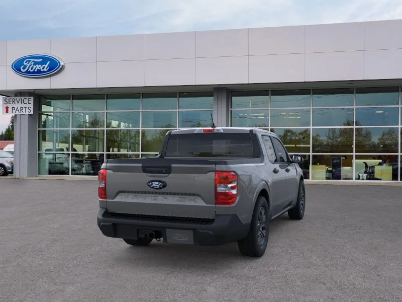 New 2025 Carbonized Gray Metallic Ford XLT image 40