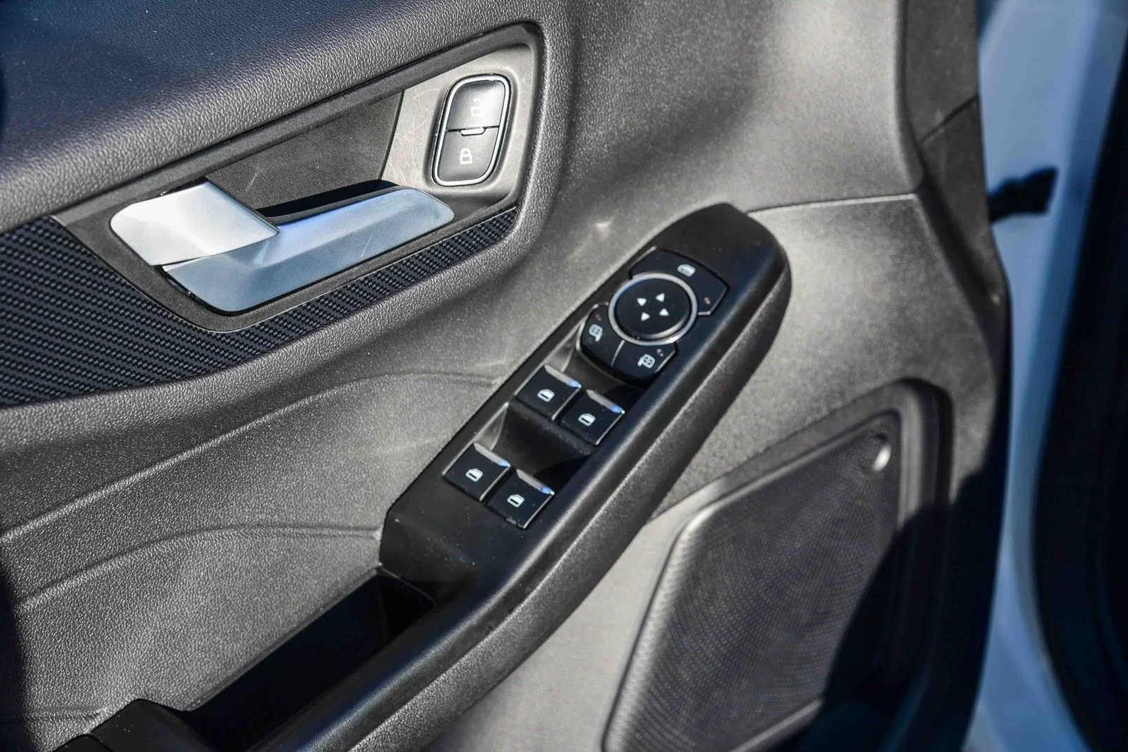 2025 Ford Escape Hybrid ST-Line - Photo 21