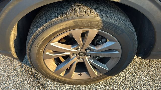 Used 2022 Agate Black Metallic Ford XLT image 31