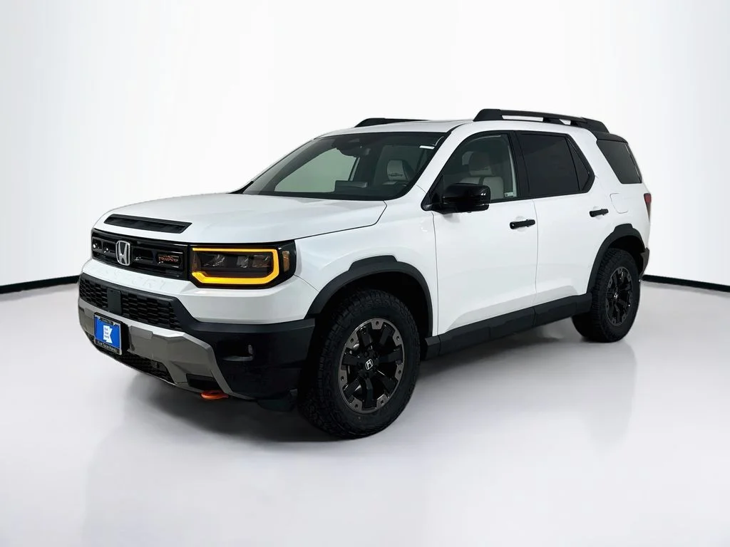 New 2026 Platinum White Pearl Honda TrailSport Elite image 4