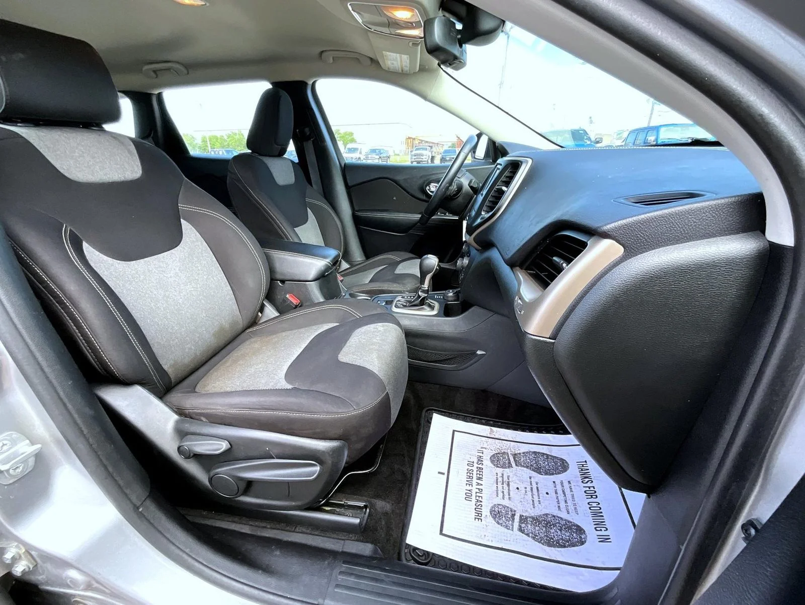Used 2015 Silver Jeep Sport image 16