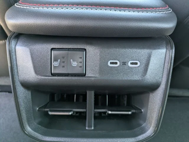 New 2026 White Knuckle Exterior Paint Dodge R/T Plus image 13