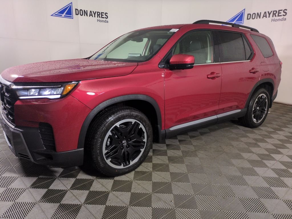2026 Honda Pilot Touring AWD's photo
